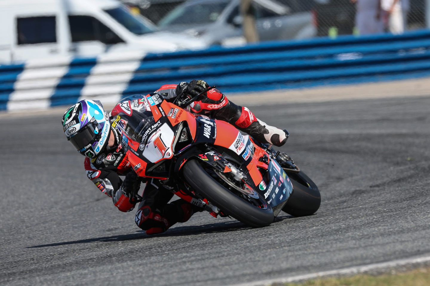 JOSH HERRIN COMES OUT ON TOP OF LAST LAP BATTLE ROYALE TO WIN DRAMATIC MOTOAMERICA DAYTONA 200 RACE