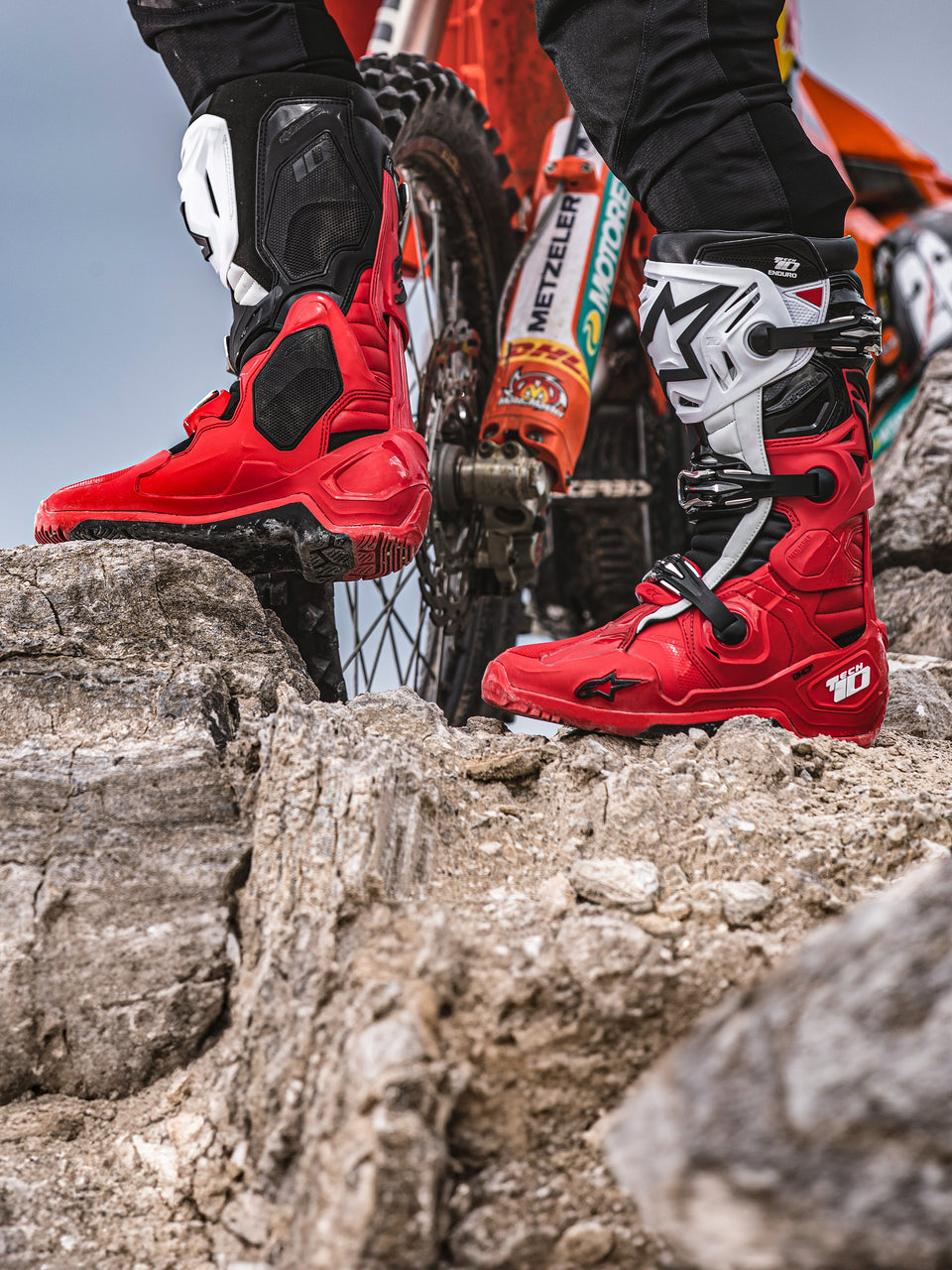 Tech 10 Enduro Boots